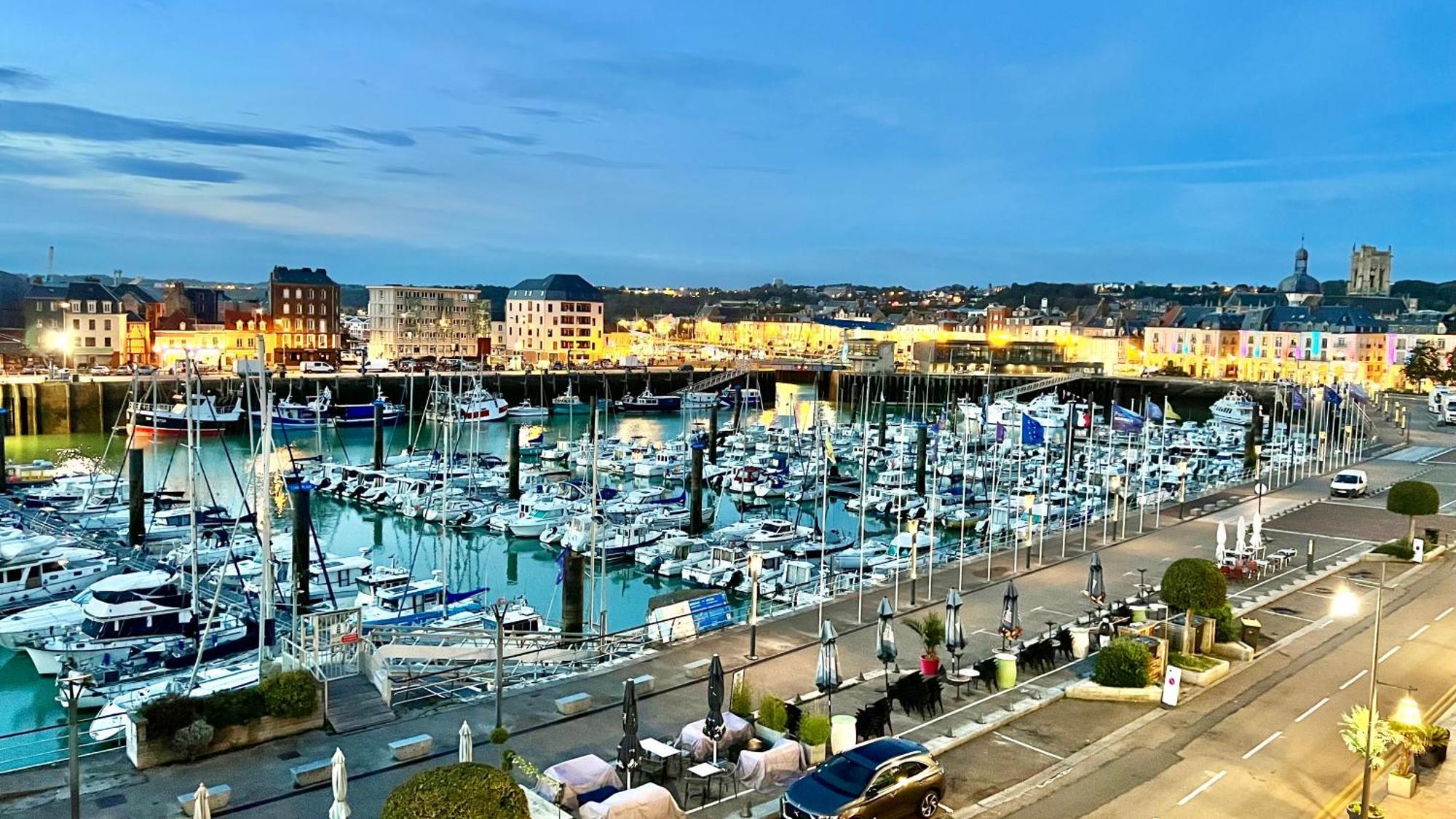 La Dunette - Splendide Vue Port Avec Les Bateaux Dieppe Exteriör bild